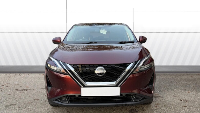 Nissan Qashqai 1.3 DiG-T MH Acenta Premium 5dr Petrol Hatchback